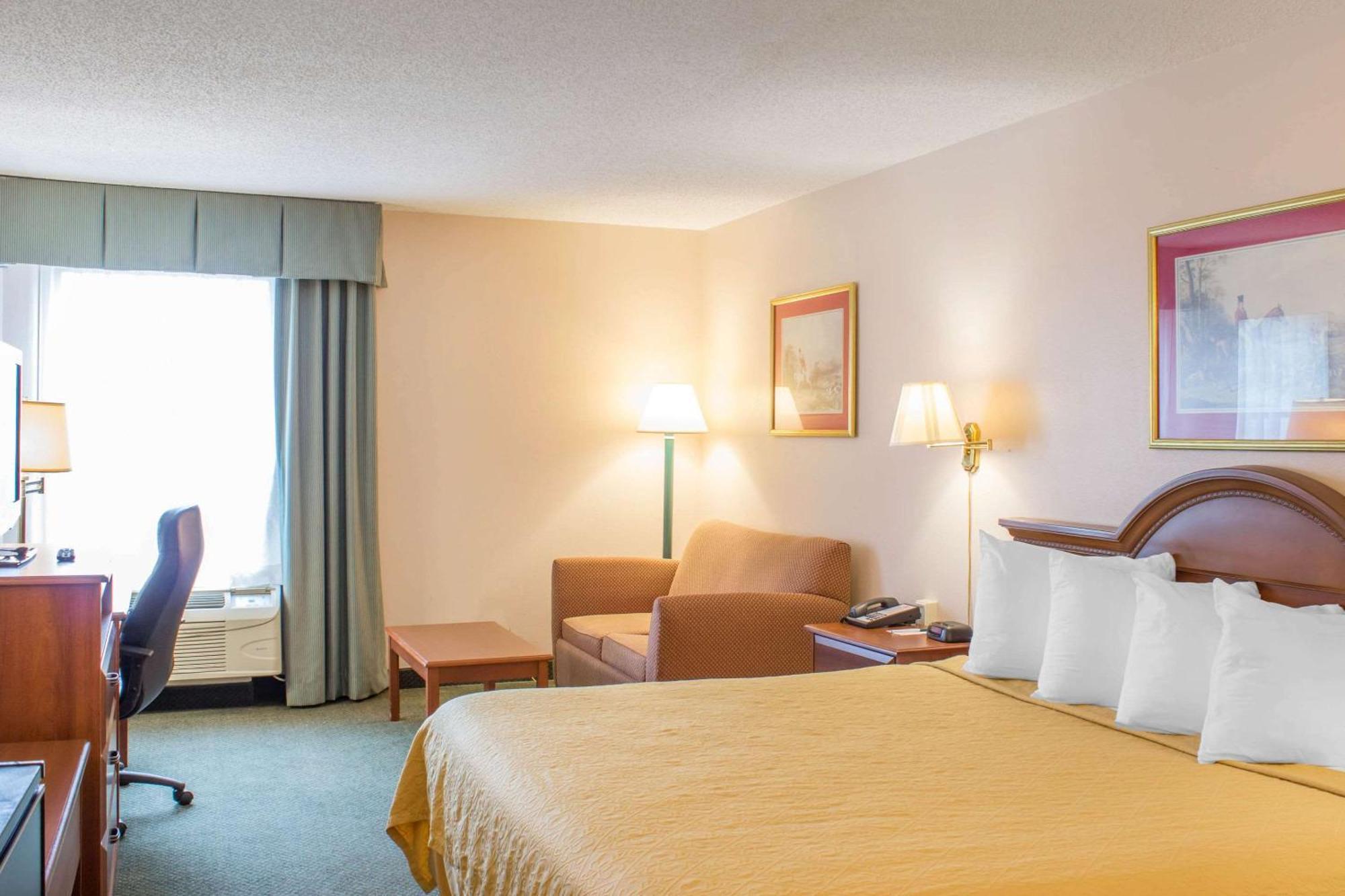 Econo Lodge Ρόλι Εξωτερικό φωτογραφία